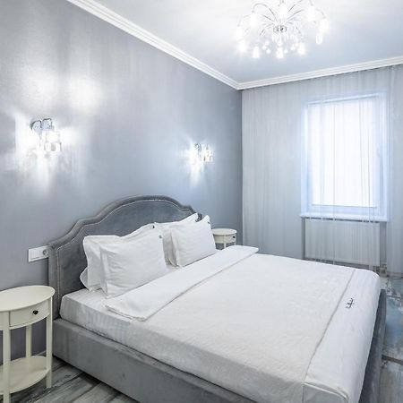 Apartamento Romari Вічева 1 Leópolis Exterior foto