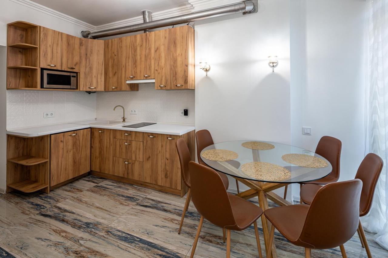 Apartamento Romari Вічева 1 Leópolis Exterior foto